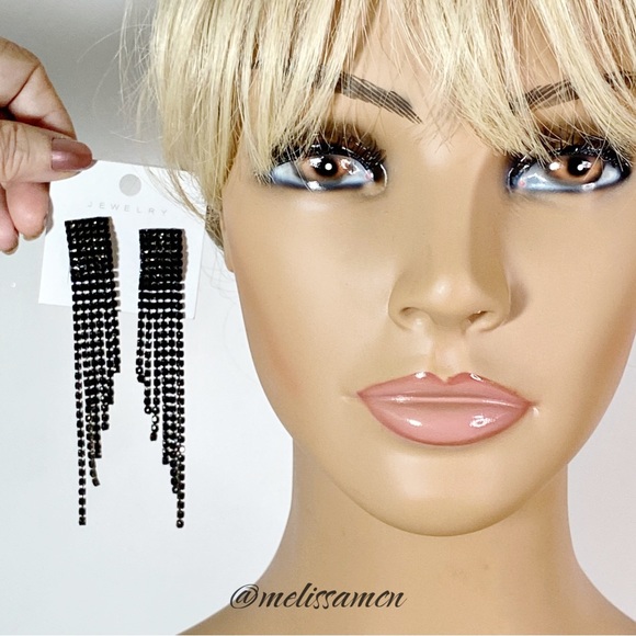 Lovely Face Framing Tiered Length Rhinestone Tassel Fringe Earrings - Picture 3 of 4